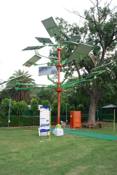 CMERI rotating solar tree