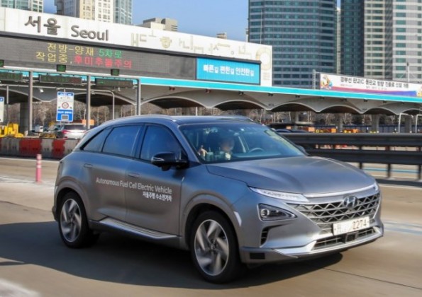 Hyundai Self-driven Fuel Cell Electric Vehicle