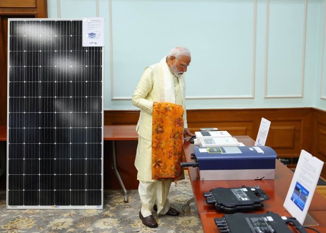 India PM announces solar for homes strategy